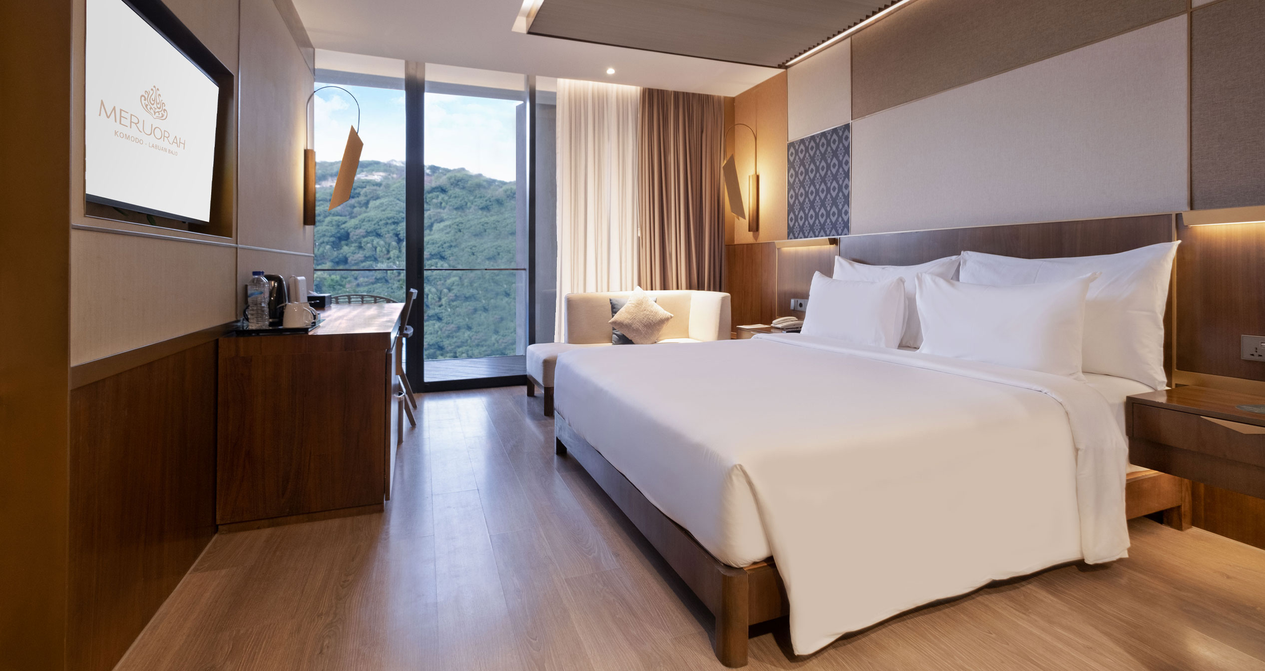 The Signature Hill View